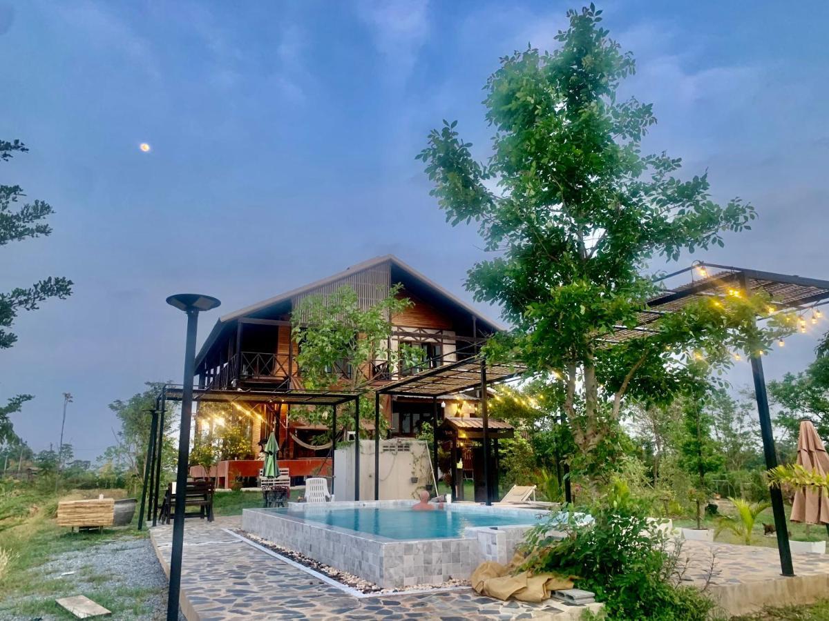 Rang Robin Farmstay With Swimming Pool Ban Wang Muang Exterior foto